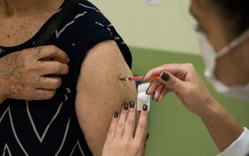 Dia D de imunização contra a gripe: veja o que você precisa saber