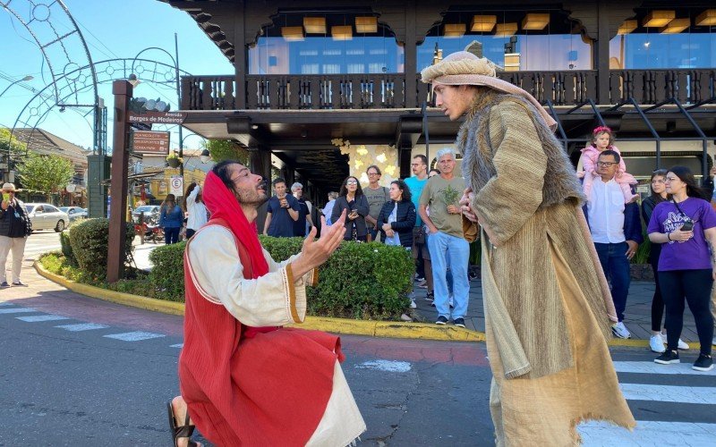 Procissão de Ramos ocorreu neste domingo (24), em Gramado