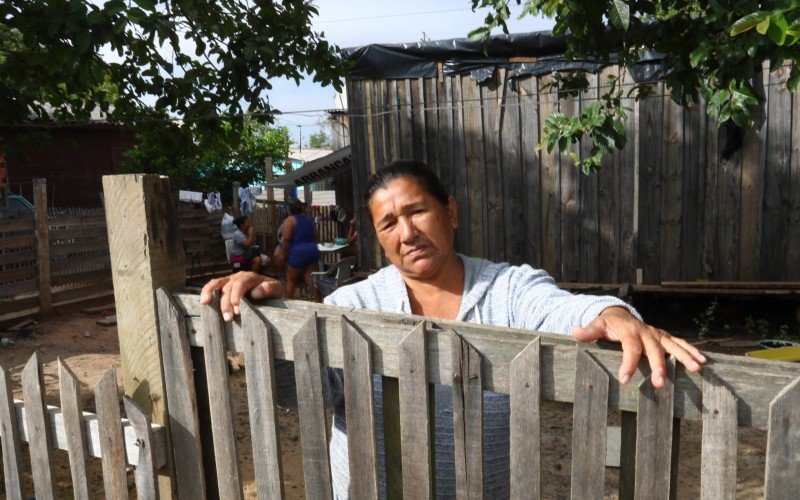 A venezuelana Rosa Pinto vive em dificuldades após perder o direito ao auxílio do Bolsa Família
