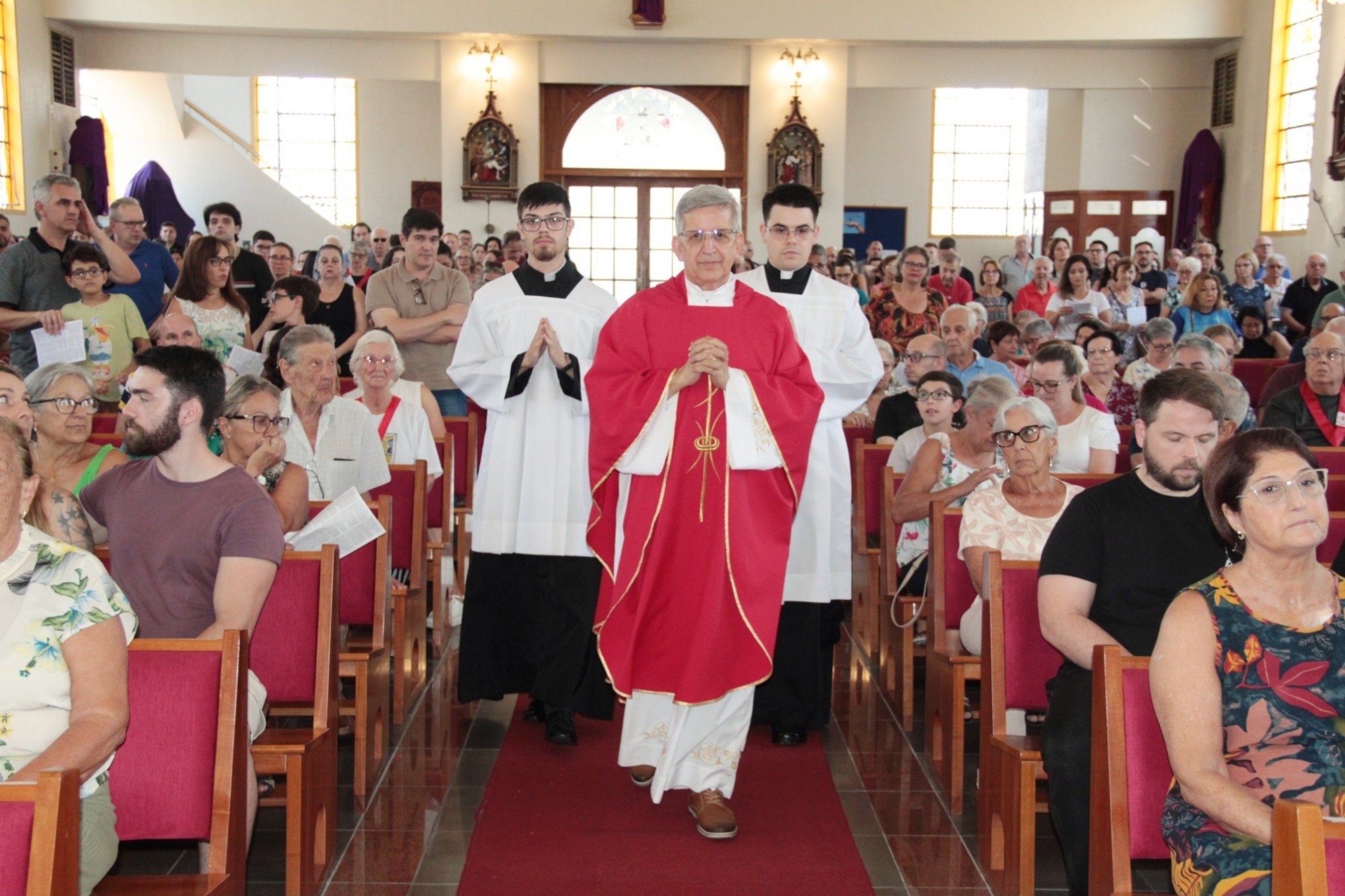 Procissão que reuniria fiéis de três paróquias é cancelada em Canoas devido ao mau tempo