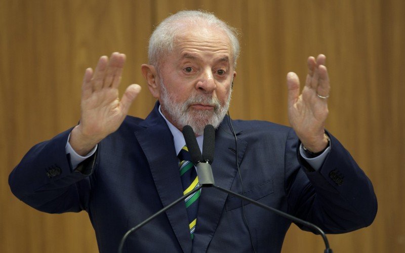 Lula retira Frederico Meyer da embaixada brasileira em Israel | abc+