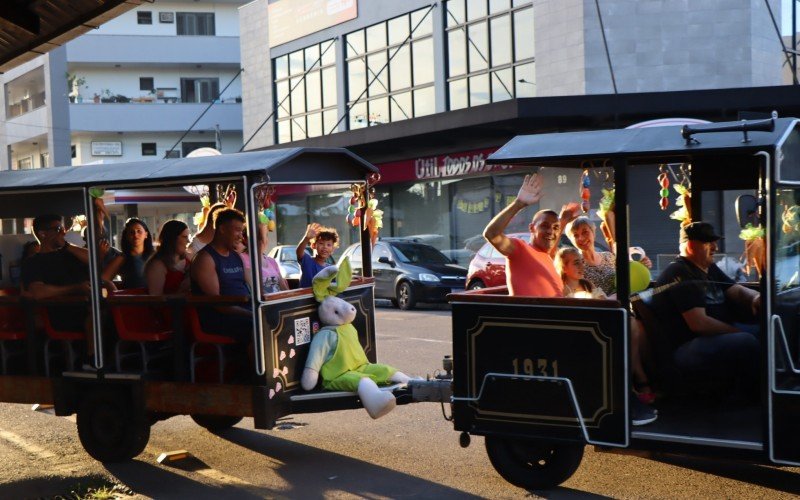 Expresso da PÃ¡scoa percorreu as ruas de EstÃ¢ncia Velha