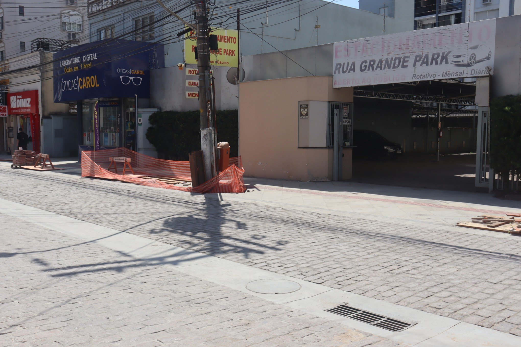 Primeira quadra da Rua IndependÃªncia foi liberada nesta segunda-feira (1Âº)