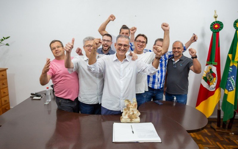 Jairo Jorge reassume a Prefeitura de Canoas após decisão do STJ
