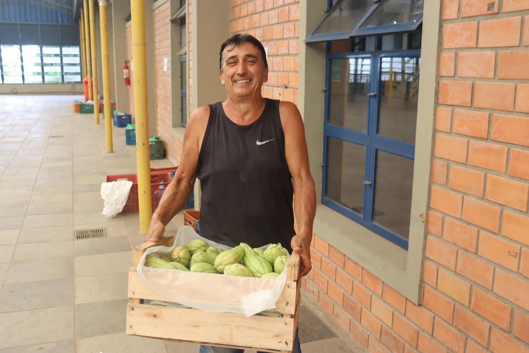 Agricultor leopoldense Anildo comemorou a volta do PAA