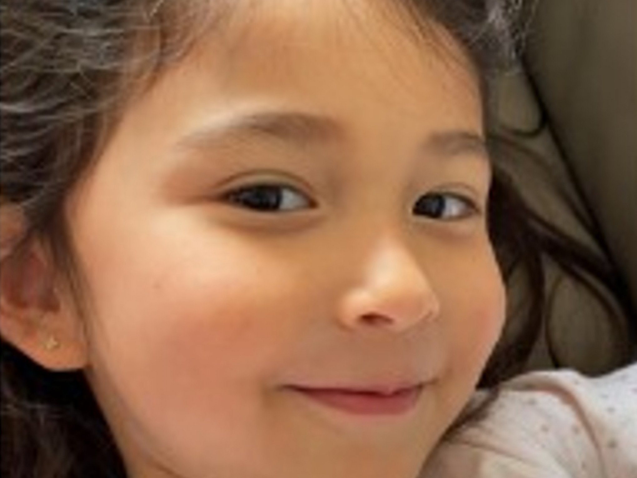 Menina de 5 anos que morreu após atropelamento em condomínio é velada nesta terça-feira
