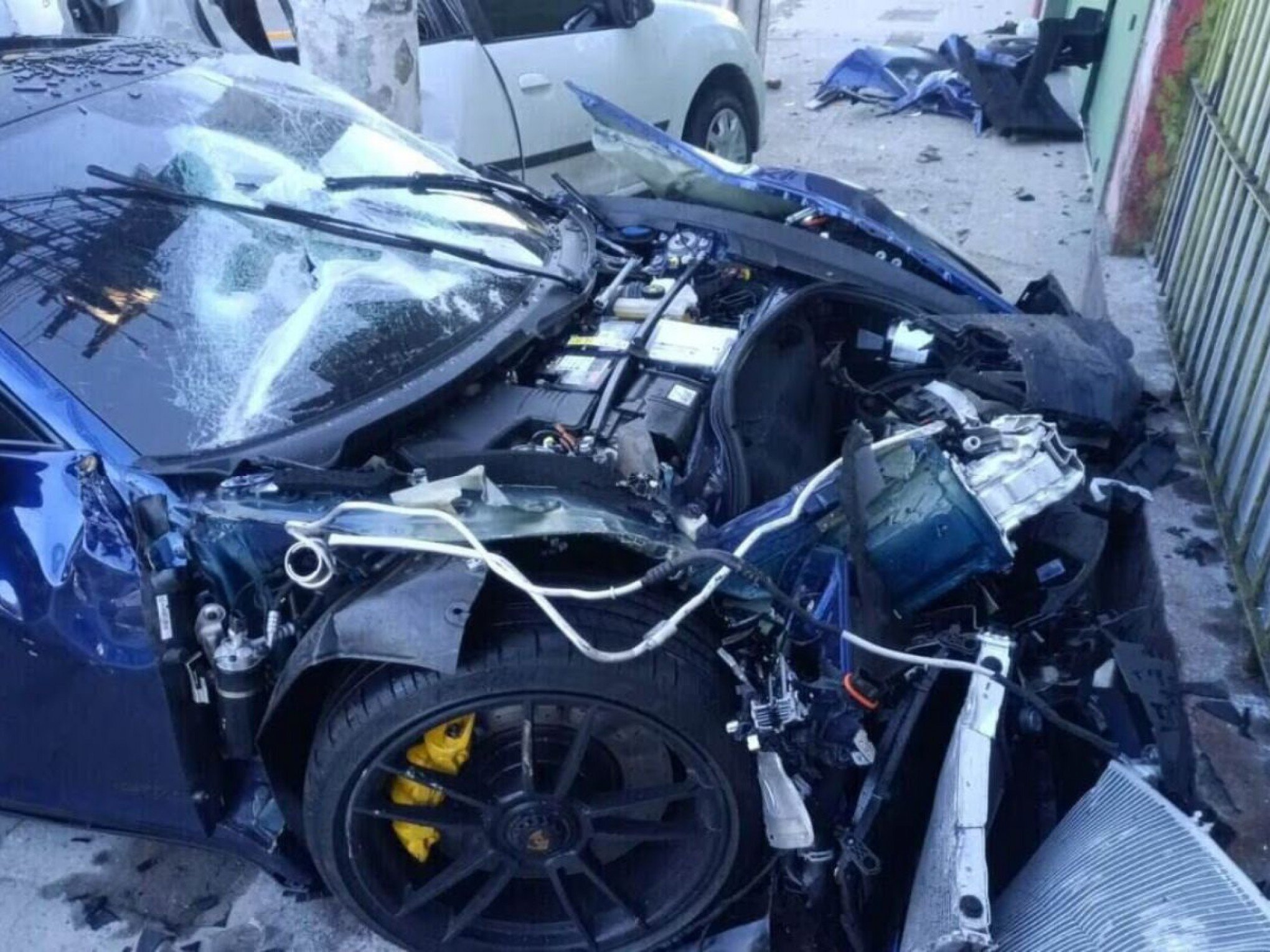 Áudios revelam pedido de socorro após batida de Porsche que matou motorista de app; confira detalhes