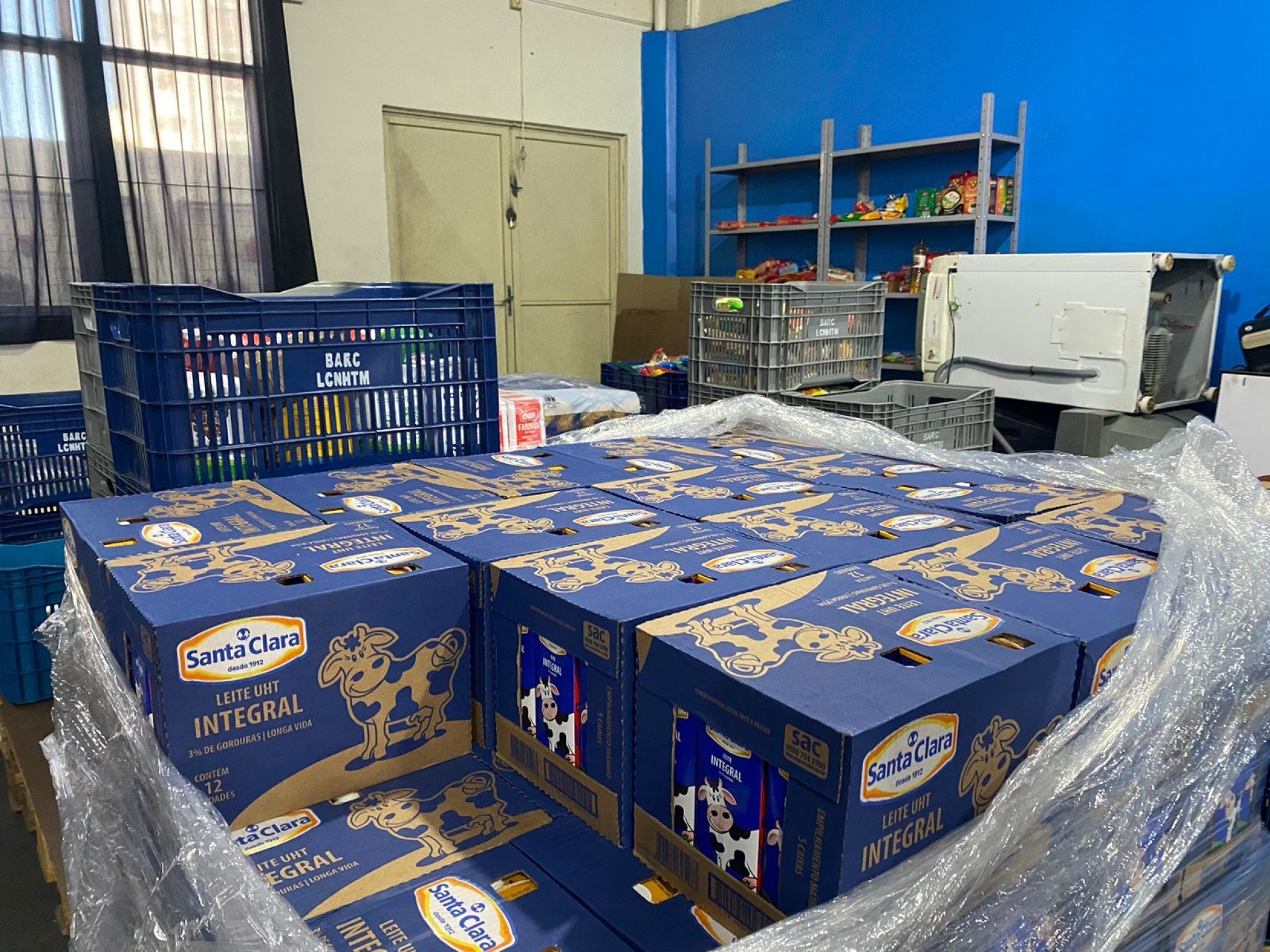 Mercados da região arrecadam alimentos no Sábado Solidário