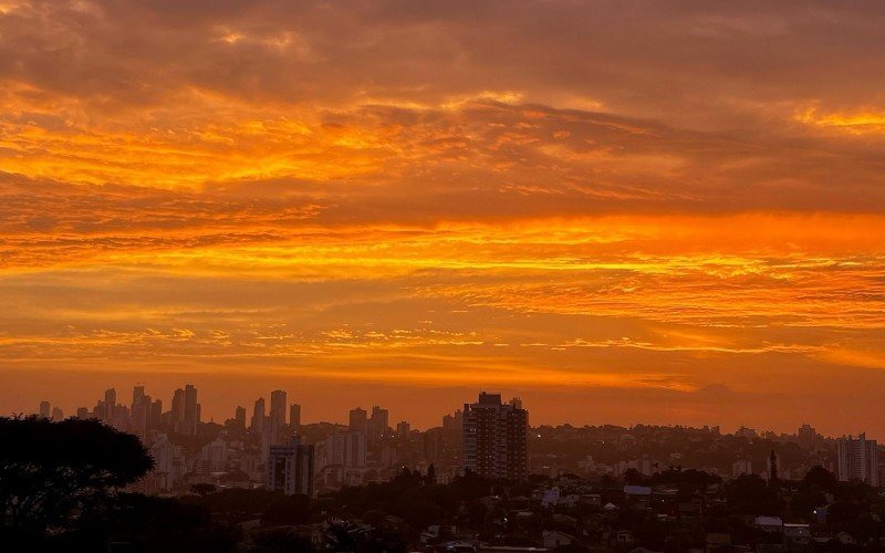 Amanhecer em Novo Hamburgo  | abc+