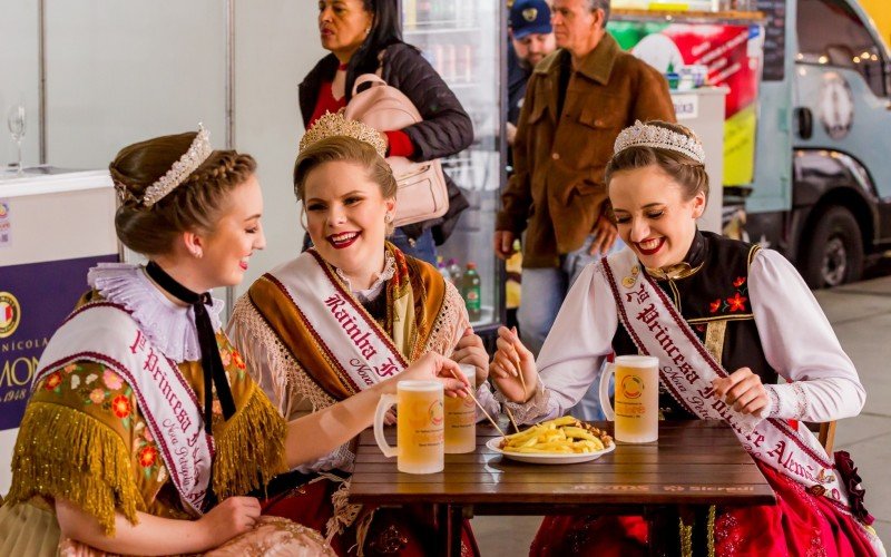 Área gastronômica do 51º Festival Internacional de Folclore recebe inscrições até 12 de abril