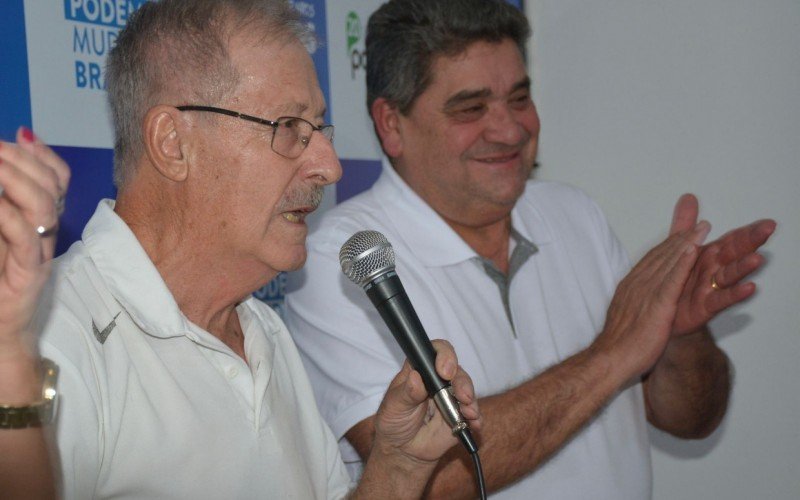 Ex-prefeito de Novo Hamburgo se filiou ao Podemos na noite desta quarta-feira (3) | abc+