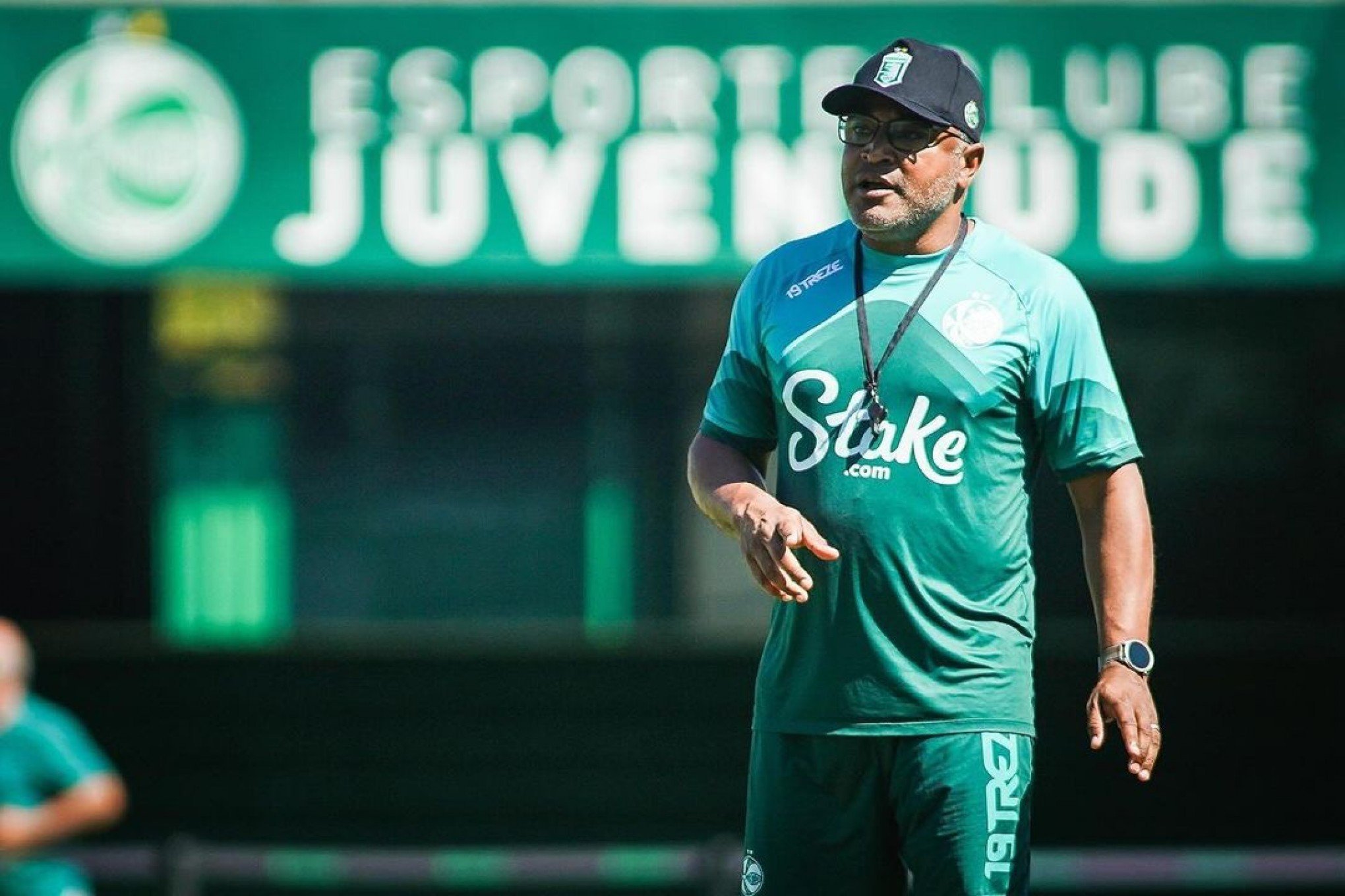 Nando Gross diz que quem anuncia o novo técnico do Inter é o Juventude; entenda a saída de Roger Machado
