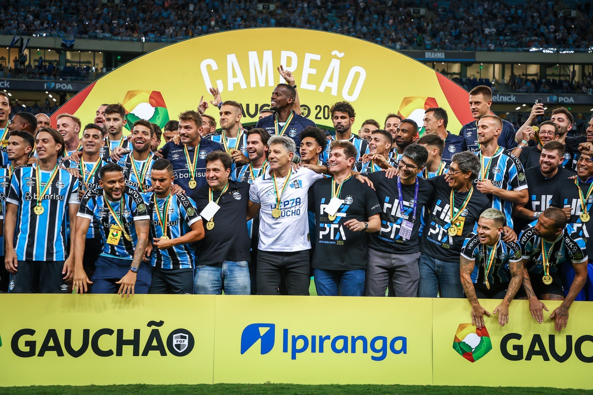 Renato Gaúcho atinge marca histórica no Grêmio e brinca sobre volta olímpica: "Já estou cansado disso"