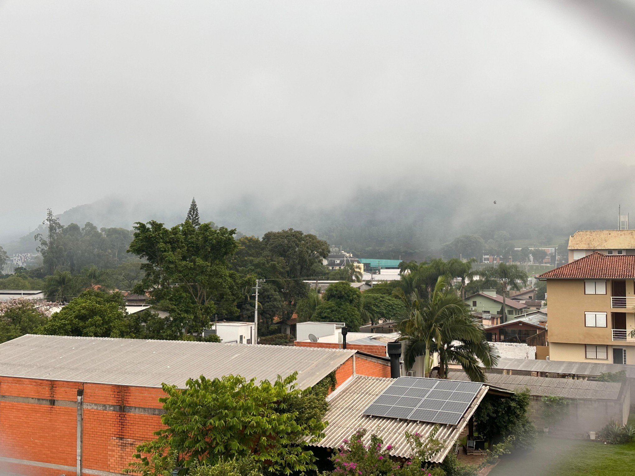 PREVISÃO DO TEMPO: Tempo nublado antecede retorno da chuva ao Rio Grande do Sul