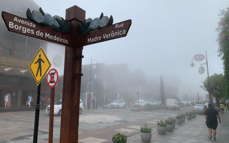 Neblina no Centro de Gramado