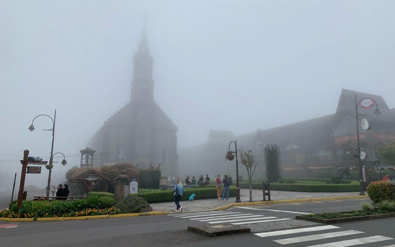 Neblina no Centro de Gramado