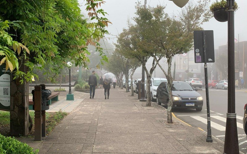 Neblina no Centro de Gramado