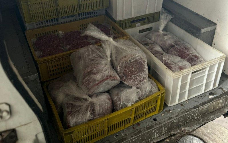 AÃ§Ã£o de fiscalizaÃ§Ã£o apreendeu mais de duas toneladas de carne imprÃ³pria para consumo