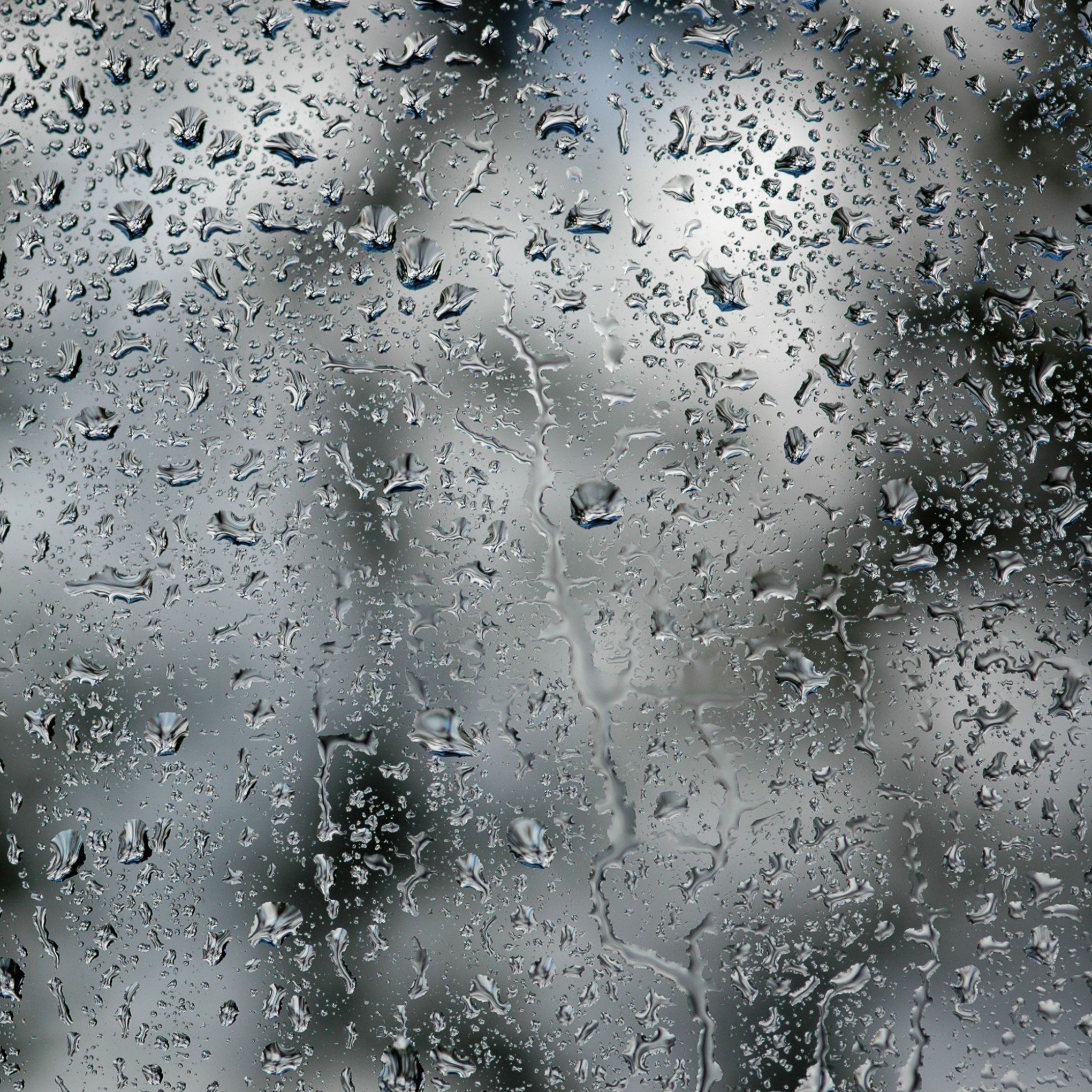 Território gaúcho tem três alertas para chuva entre este domingo e a manhã de segunda