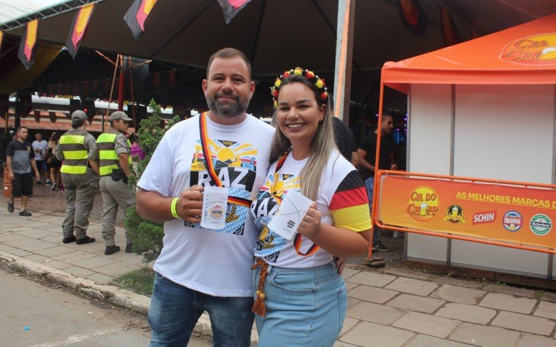  Bruna Lopes, 28, e Cristiano Baunhardt, 40