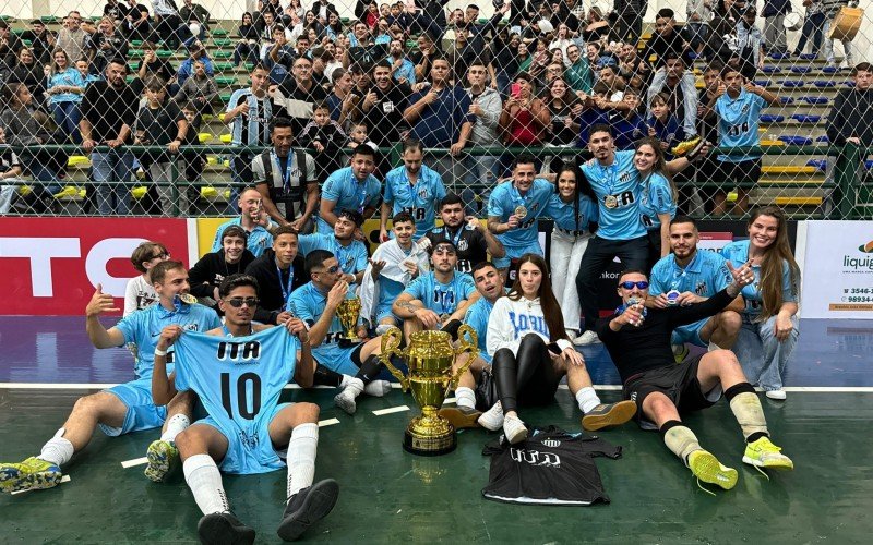 Santos V.M. conquista título de campeão da Terceira Divisão de Futsal 2024 