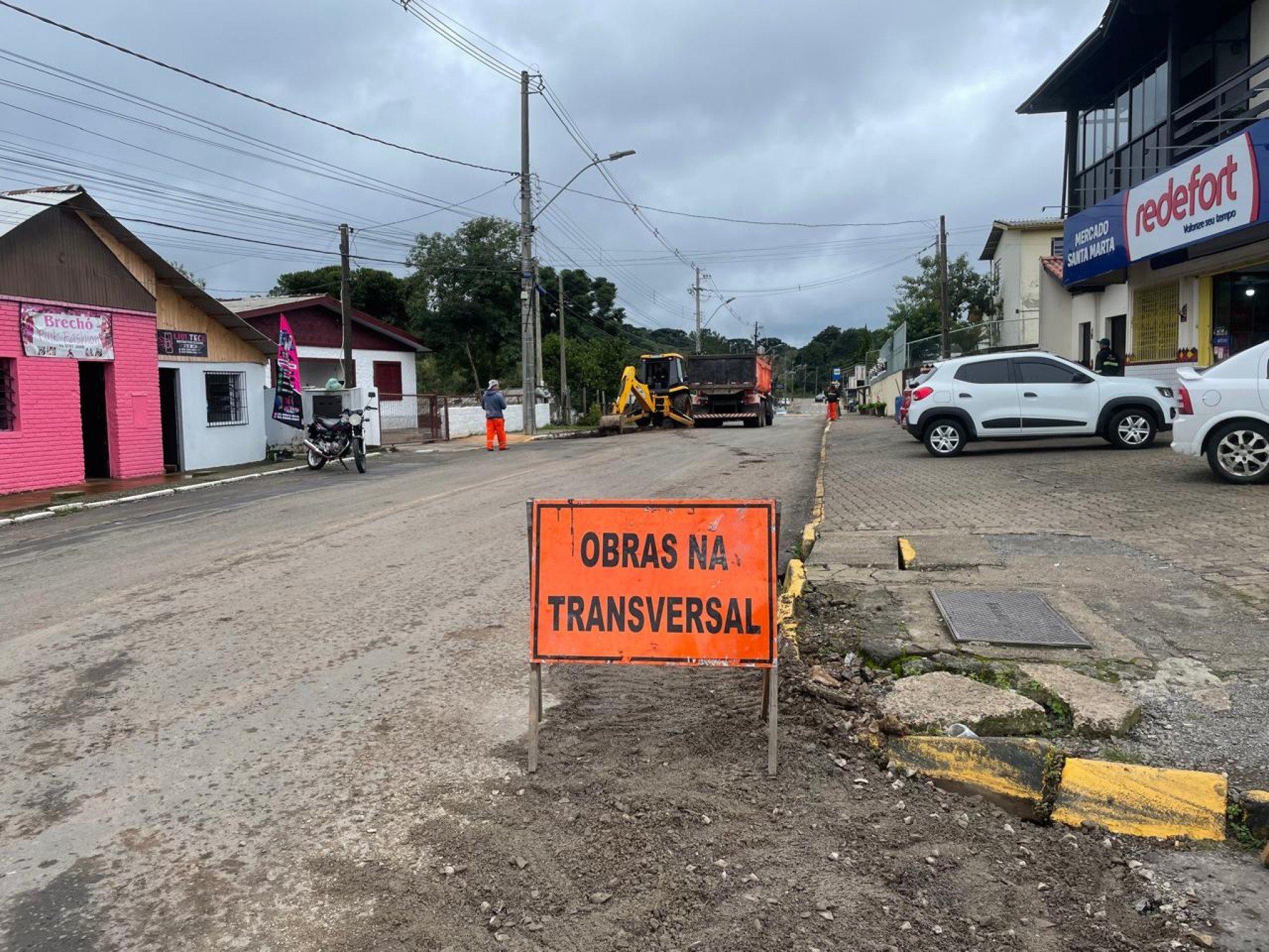 CANELA: Via do bairro São José recebe novo asfalto em investimento de cerca de R$ 3 milhões