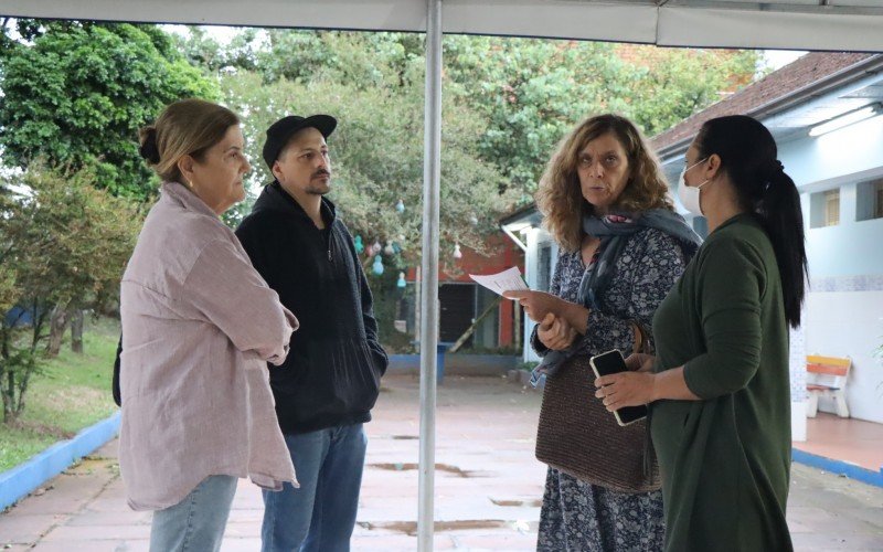 Visita da deputada no Instituto Estadual Madre BenÃ­cia