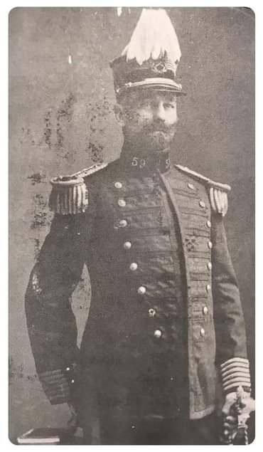Gaelzer Neto, com seu uniforme militar, era chamado de Kleine Kaiser (Pequeno Imperador) em alusão ao imperador Guilherme II, da Alemanha | abc+