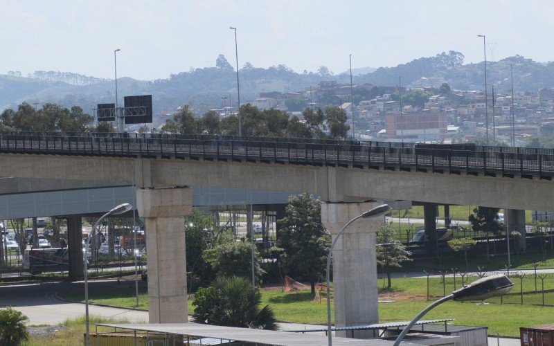 Primeiro carro foi instalado recentemente sobre os trilhos da linha AeroGRU, em São Paulo, e está em fase de testes