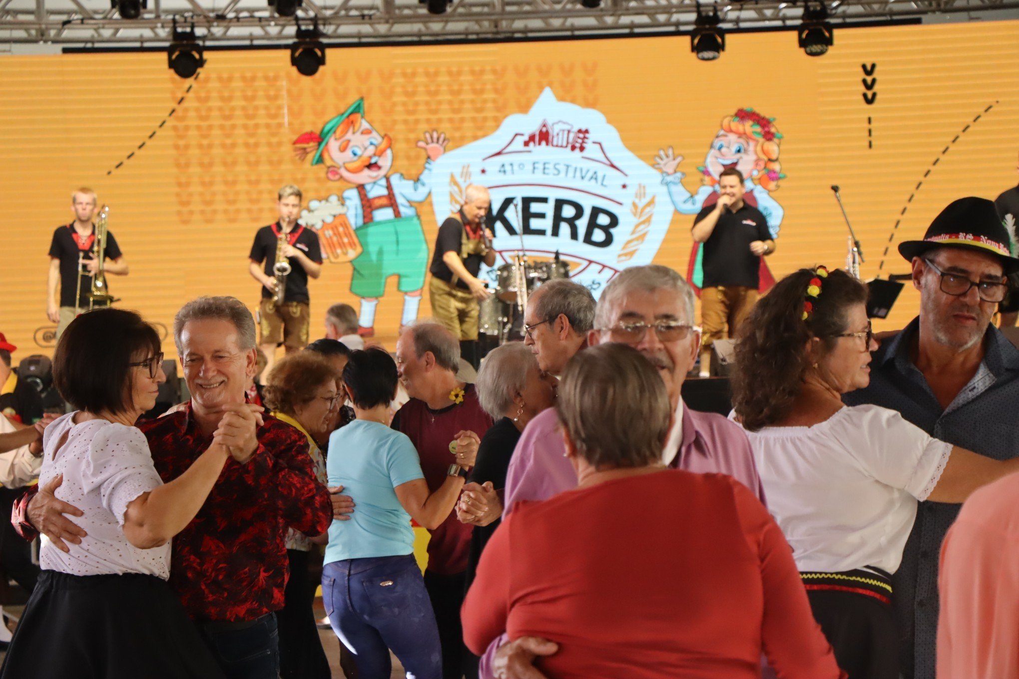 Kerb em Estância Velha: Regulamentação gera debate entre Câmara e Executivo; entenda