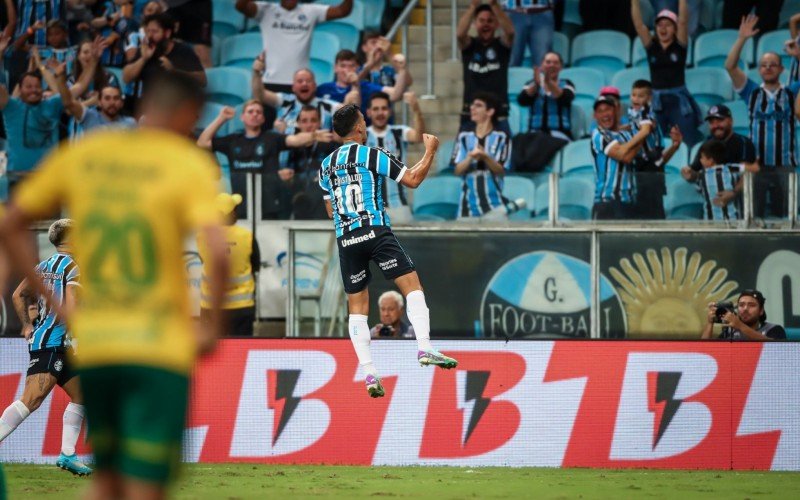 Cristaldo marcou o único gol da vitória do Grêmio diante do Cuiabá na Arena | abc+