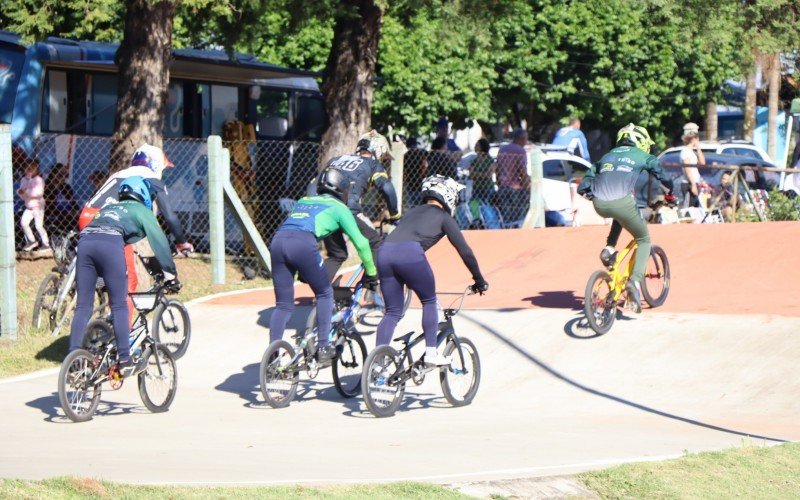 CompetiÃ§Ã£o foi realizada na Pista de Bicicross JÃºlio Schneider