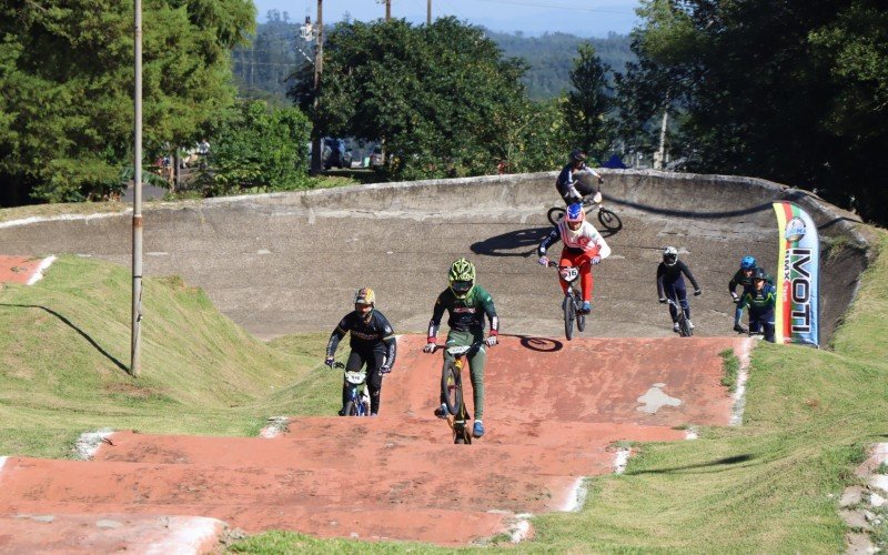 CompetiÃ§Ã£o foi realizada na Pista de Bicicross JÃºlio Schneider