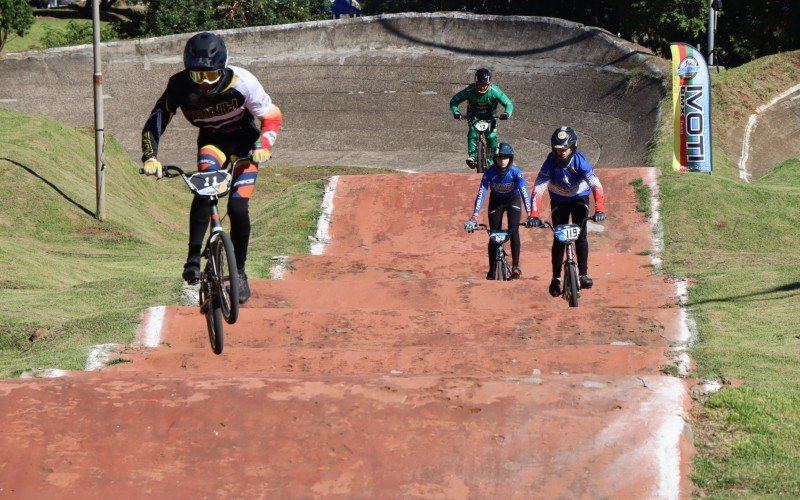 CompetiÃ§Ã£o foi realizada na Pista de Bicicross JÃºlio Schneider