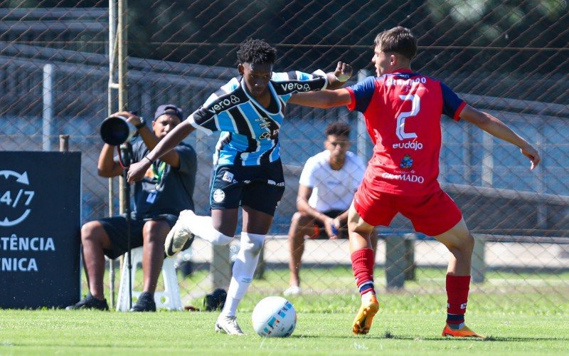 Gramadense Ã© goleado em jogo contra o GrÃªmio pelo sub-17 do GauchÃ£o