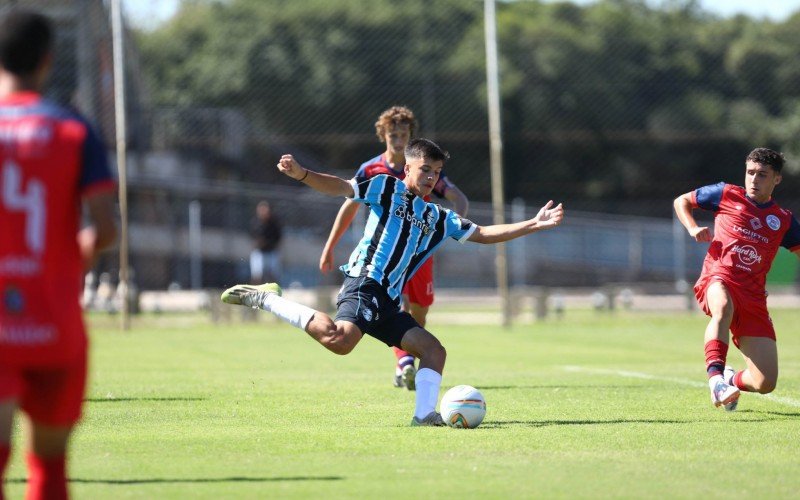 Gramadense Ã© goleado em jogo contra o GrÃªmio pelo sub-17 do GauchÃ£o