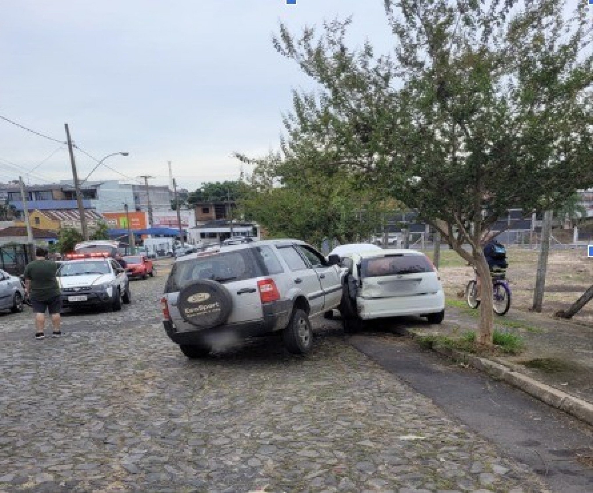 Motorista sem CNH é presa após atropelar pedestre de 62 anos em cidade da região