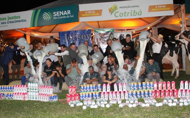 Expoleite, onde ocorre o tradicional banho de leite com vencedores de concurso, foi cancelada