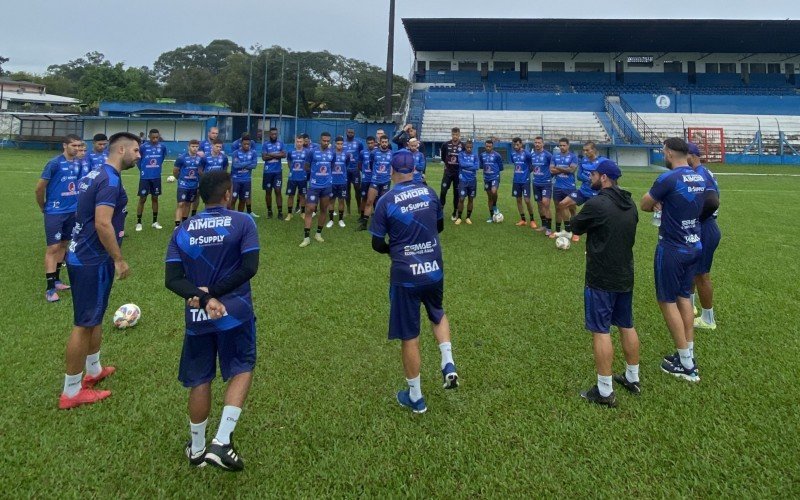 Grupo aimoresista está pronto para o jogo de hoje à noite | abc+