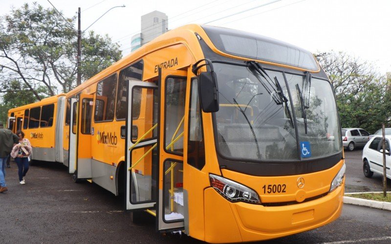 Ônibus da nova frota que fará o transporte público em Novo Hamburgo  | abc+