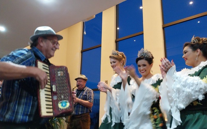 Festa da Bergamota e das Flores tem lançamento oficial em São Sebastião do Caí | abc+