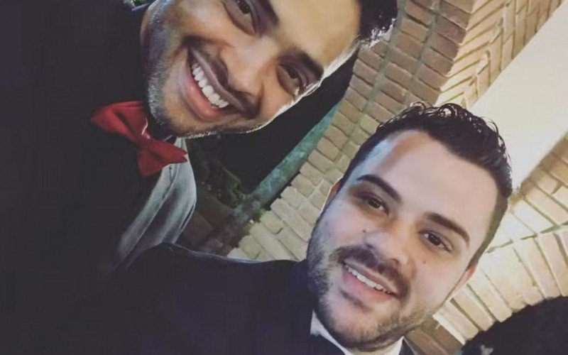 Casal denuncia loja que se recusou a fazer 'convite homossexual' de casamento  | abc+