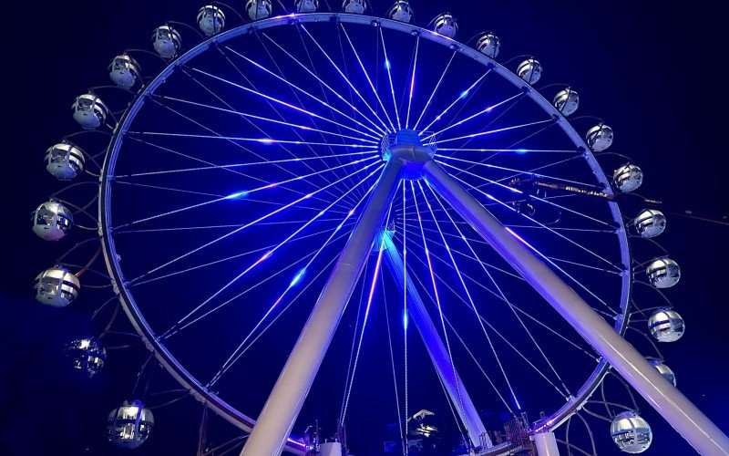 Inaugurada a Roda Canela, primeira roda-gigante temÃ¡tica do mundo