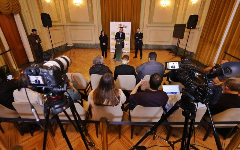 Governo retira o projeto de reajuste do ICMS e evita uma derrota no plenário da Assembleia Legislativa | abc+