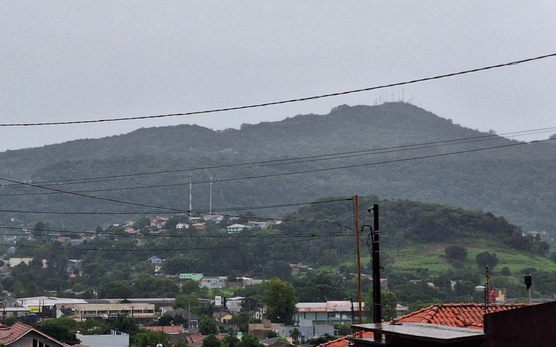 Áreas de encosta correm alto risco de deslizamento com chuva excessiva  | abc+