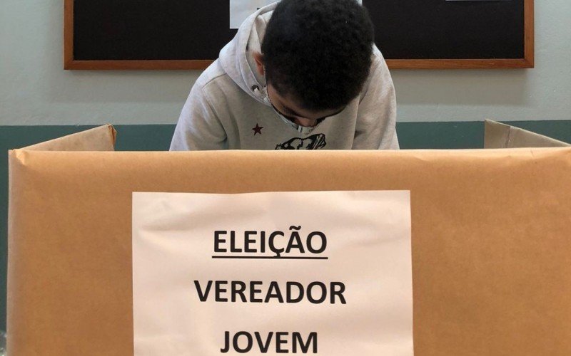 Eleição do projeto Vereador Jovem de Gramado é adiada 