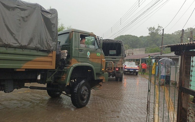 Militares entraram em ação na manhã desta quarta-feira (1º) em Nova Santa Rita