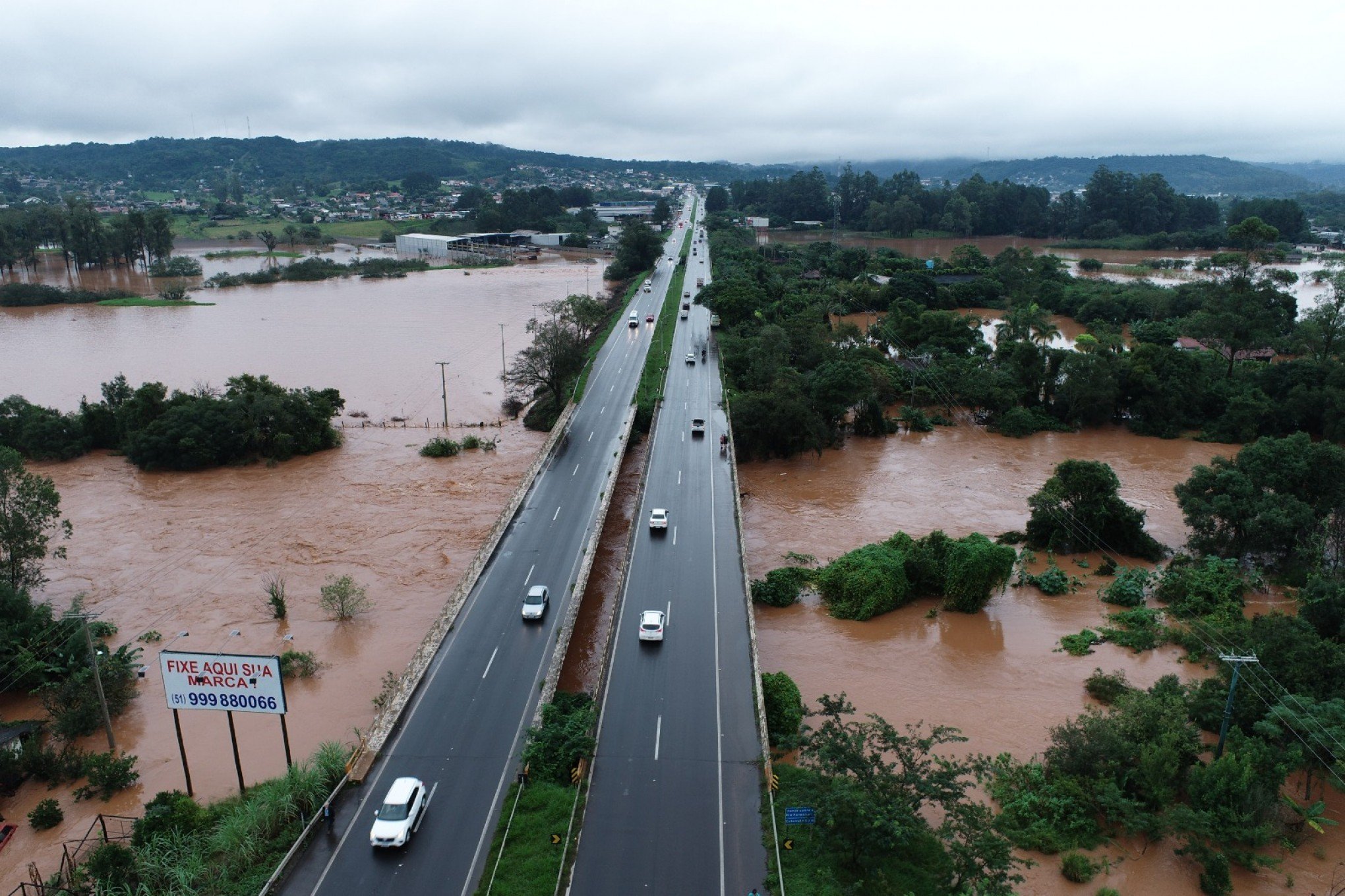 CATÁSTROFE NO RS: Acesso pela RS-239 entre Parobé e Taquara é bloqueado em razão da chuva