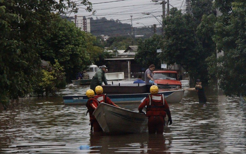 Número de mortes por causa das enchentes e deslizamentos de terra durante a catástrofe no RS subiu para 169 | abc+