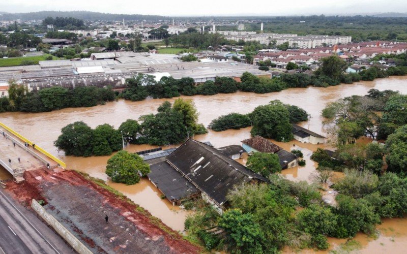 Cheia do Rio dos Sinos em São Leopoldo 